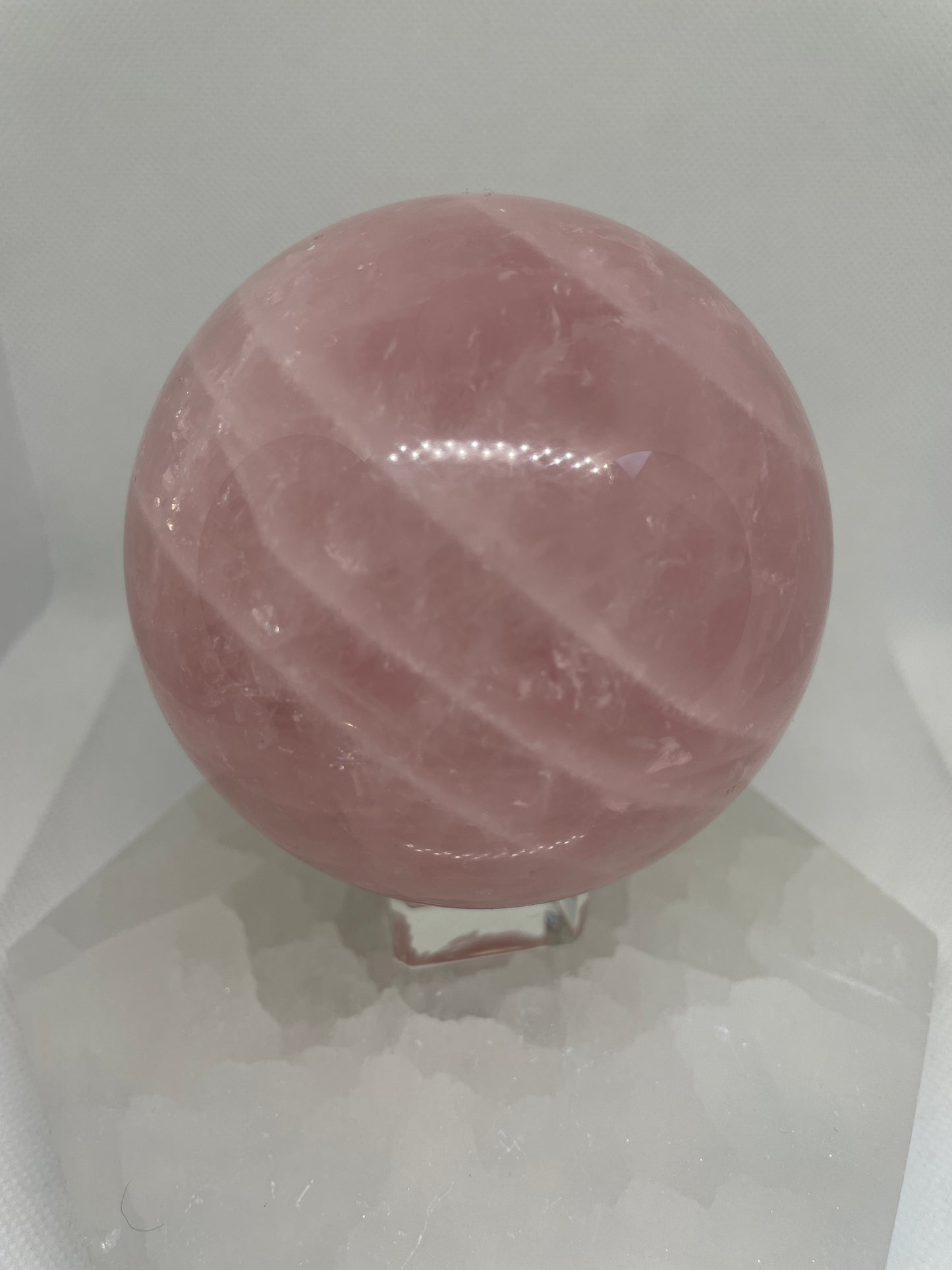 Rose Quartz Sphere W/Asterism 87mm