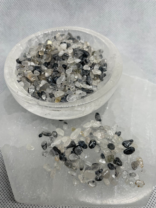 Black Rutile Chips