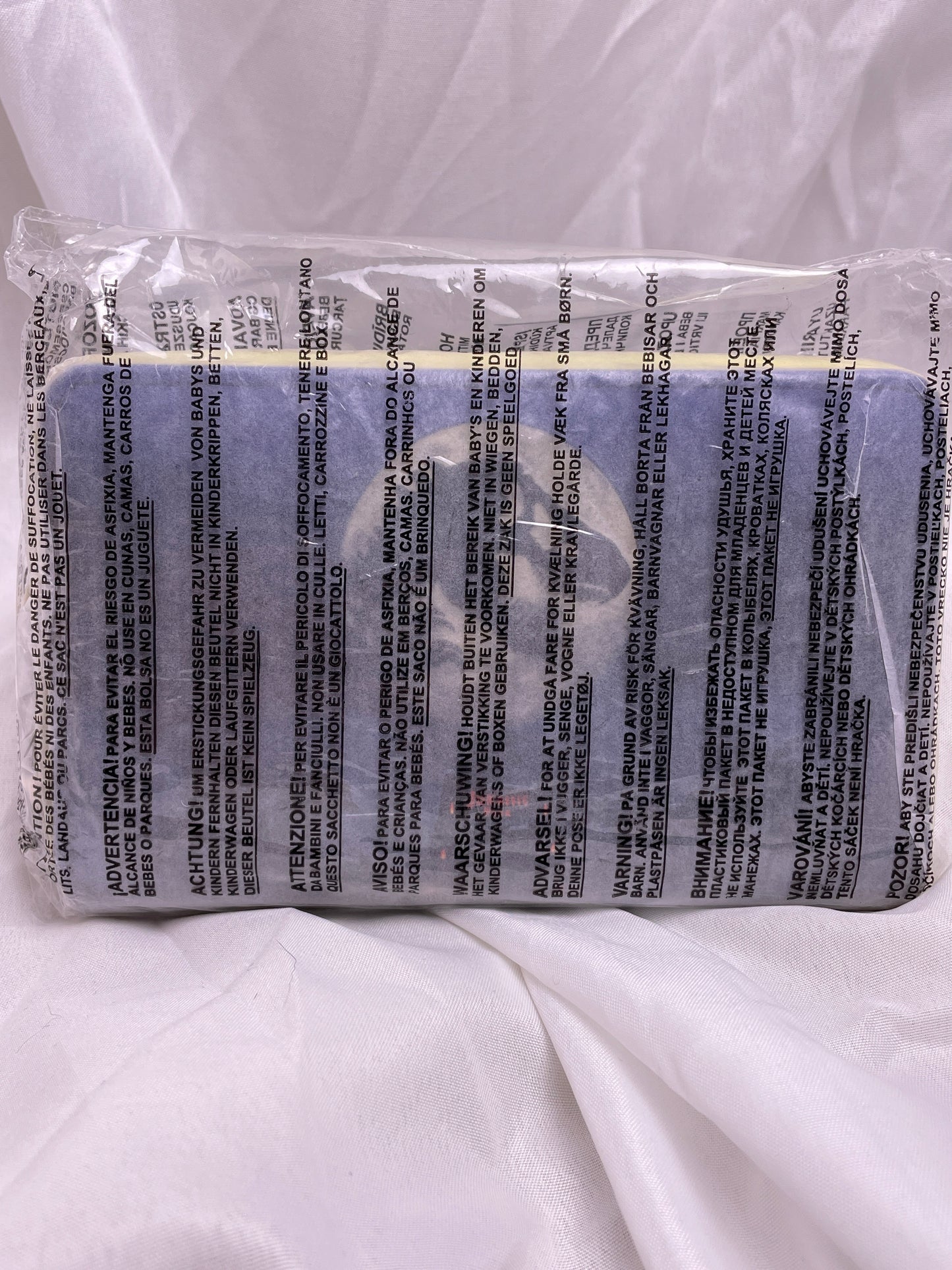 NEW! Jurassic Park 30th Anniversary Glow In Dark Wallet