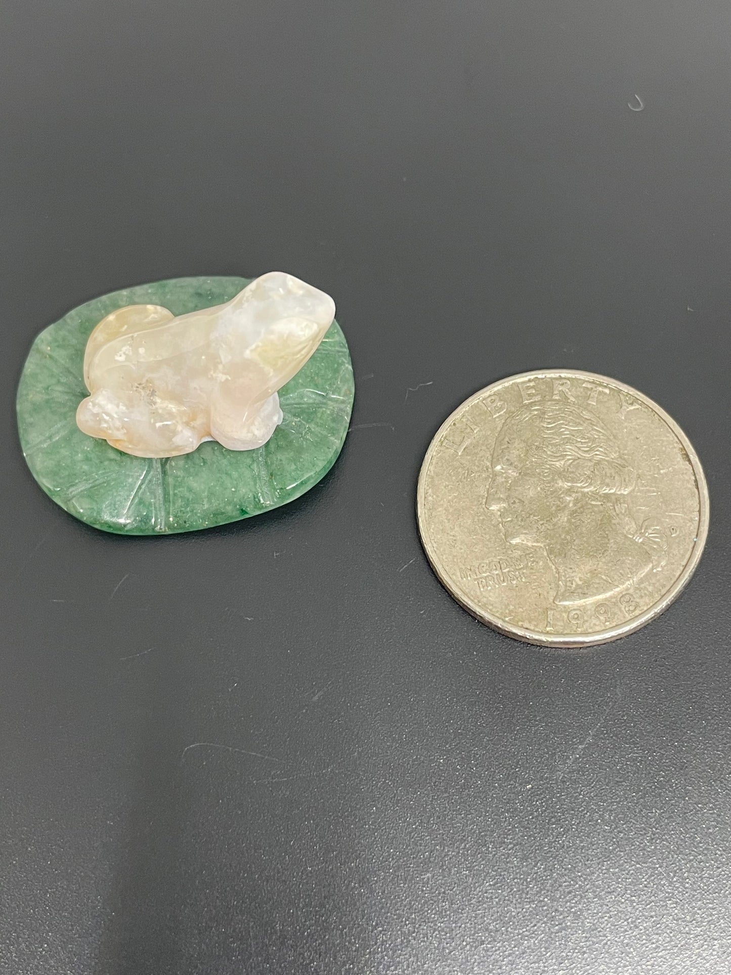 Mini Flower Agate Frog on Lily pad
